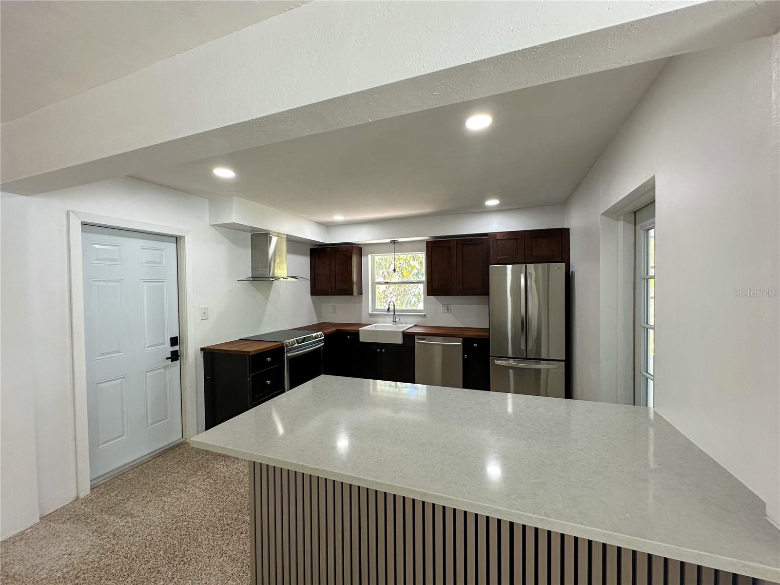 BAYOU HEIGHTS HANLONS - Residential Lease