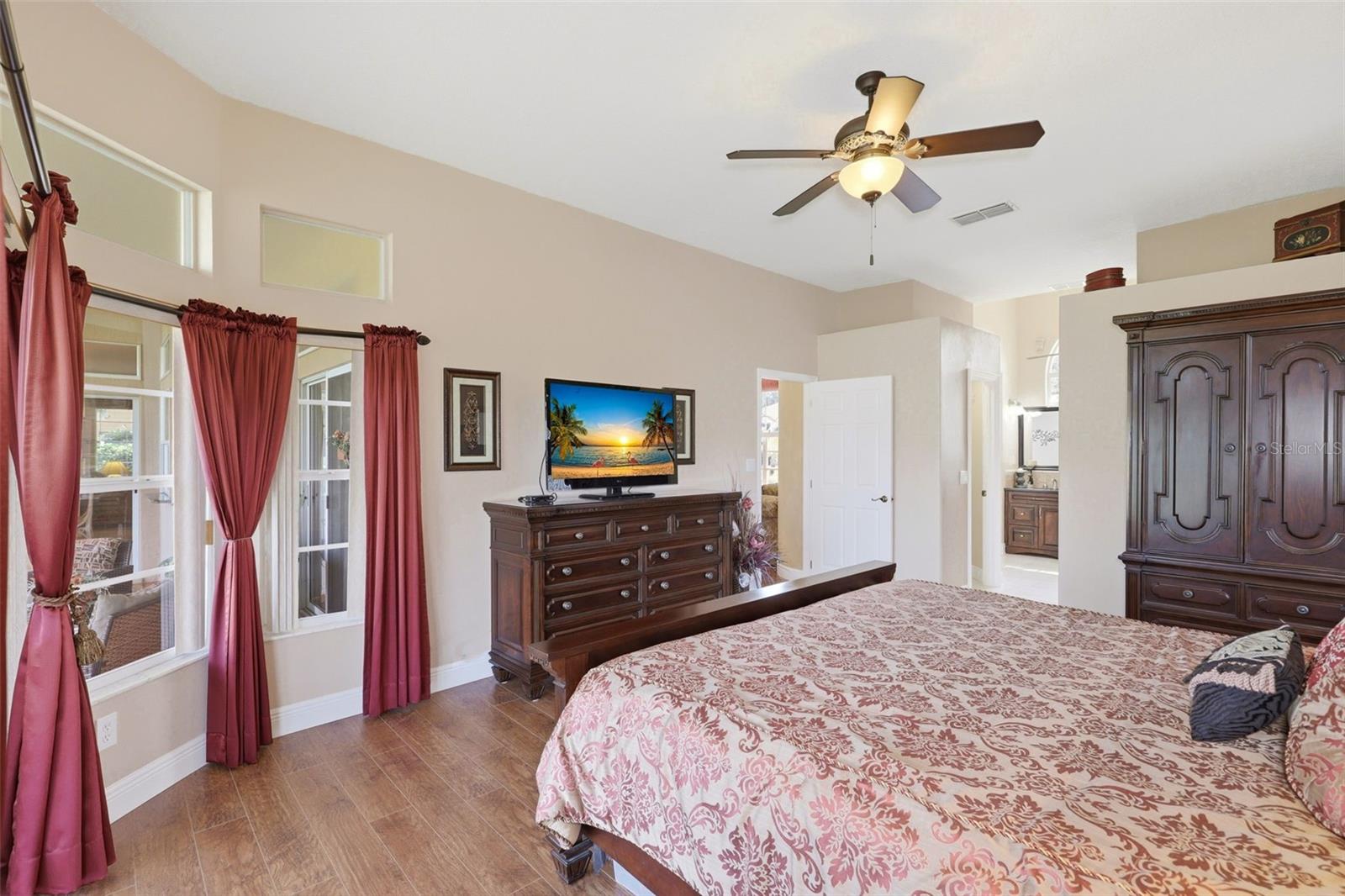 LAKE TUSKAWILLA PH 2 - Residential