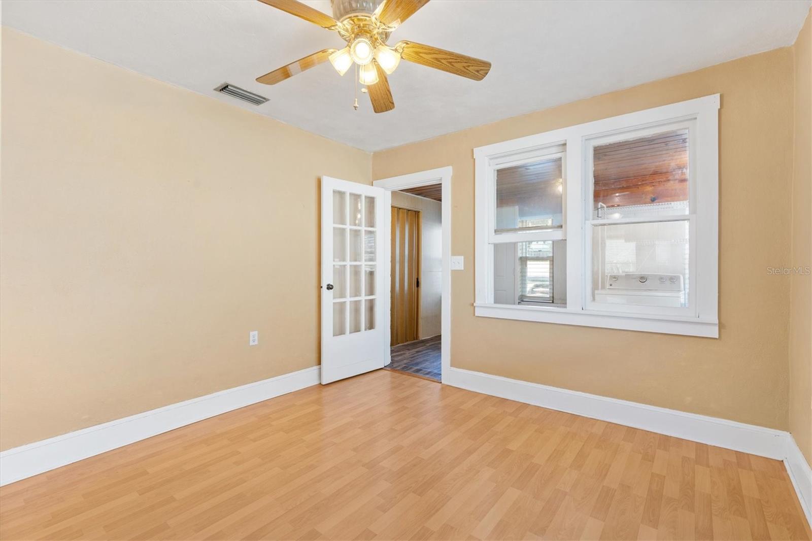 LEESBURG FLORAL HEIGHTS - Residential