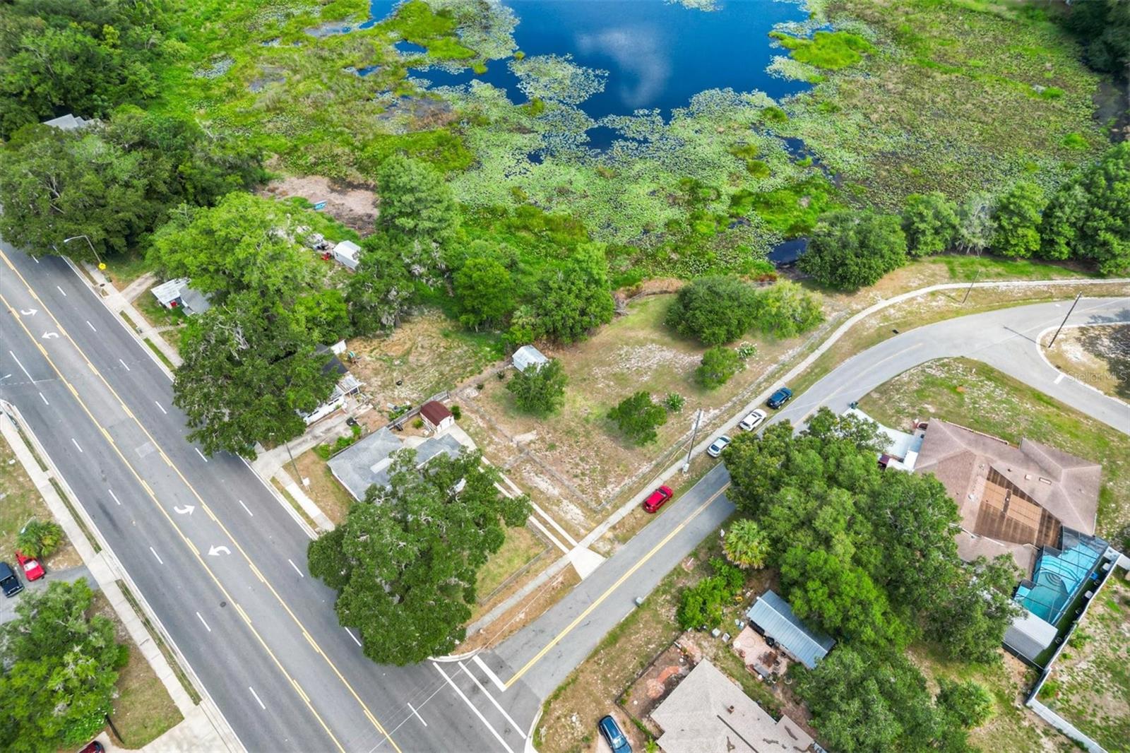 LEESBURG FLORAL HEIGHTS - Residential