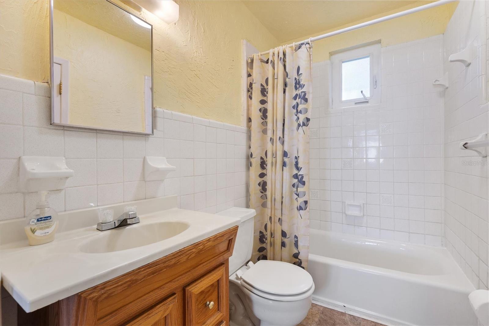 LEESBURG FLORAL HEIGHTS - Residential