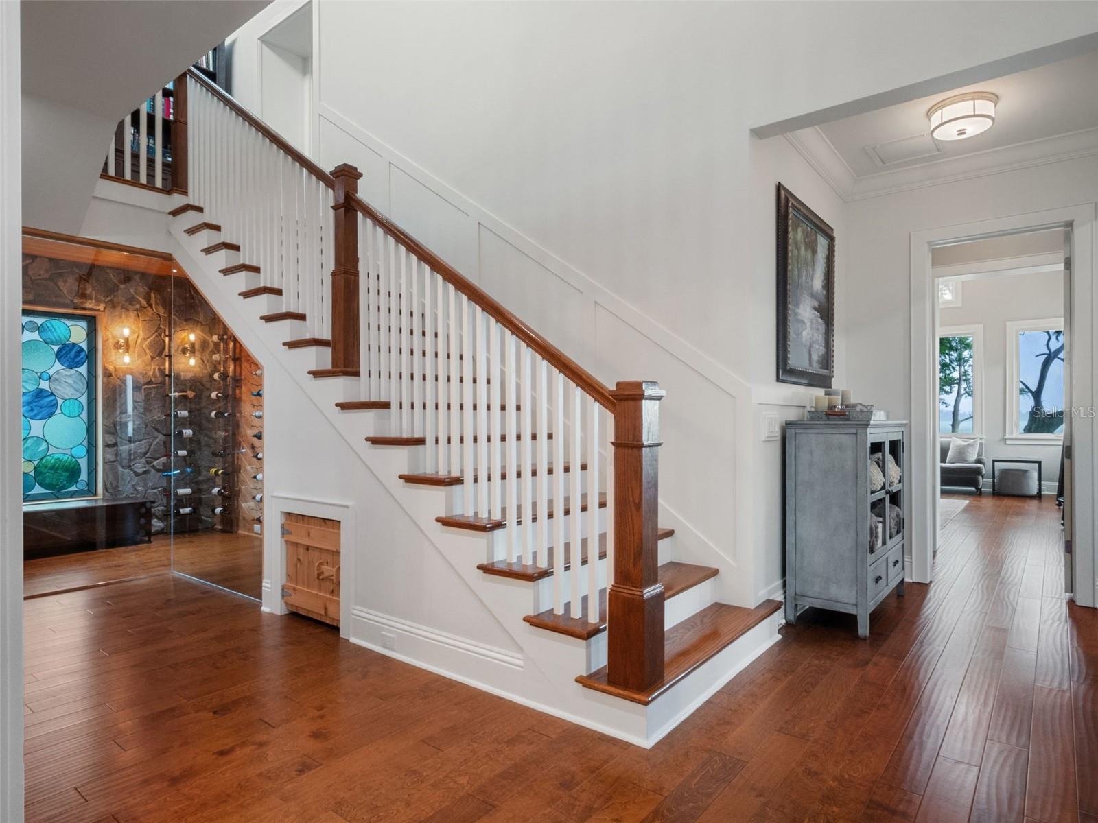 CYPRESS SHORES - Residential