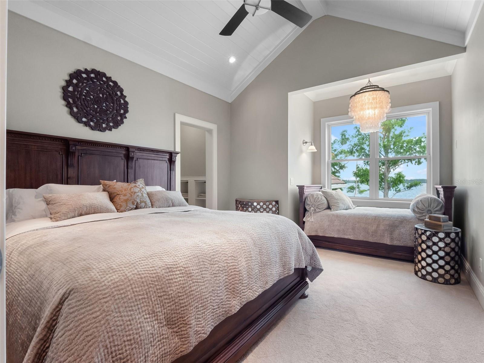 CYPRESS SHORES - Residential
