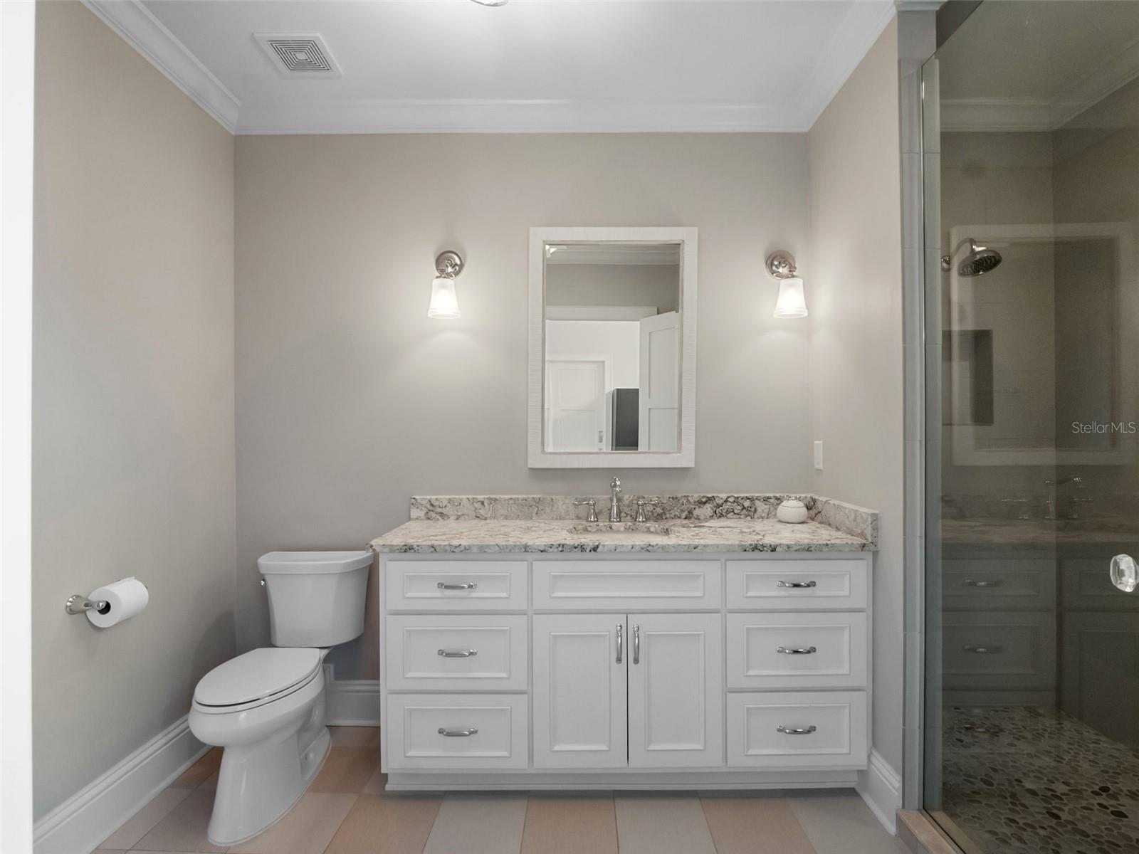 CYPRESS SHORES - Residential