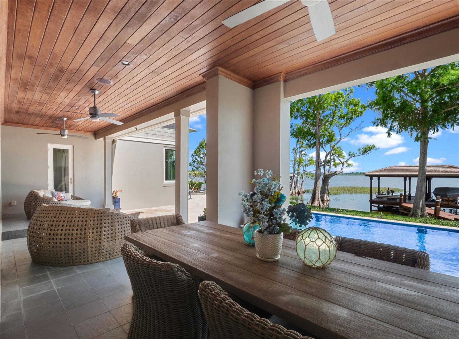 CYPRESS SHORES - Residential