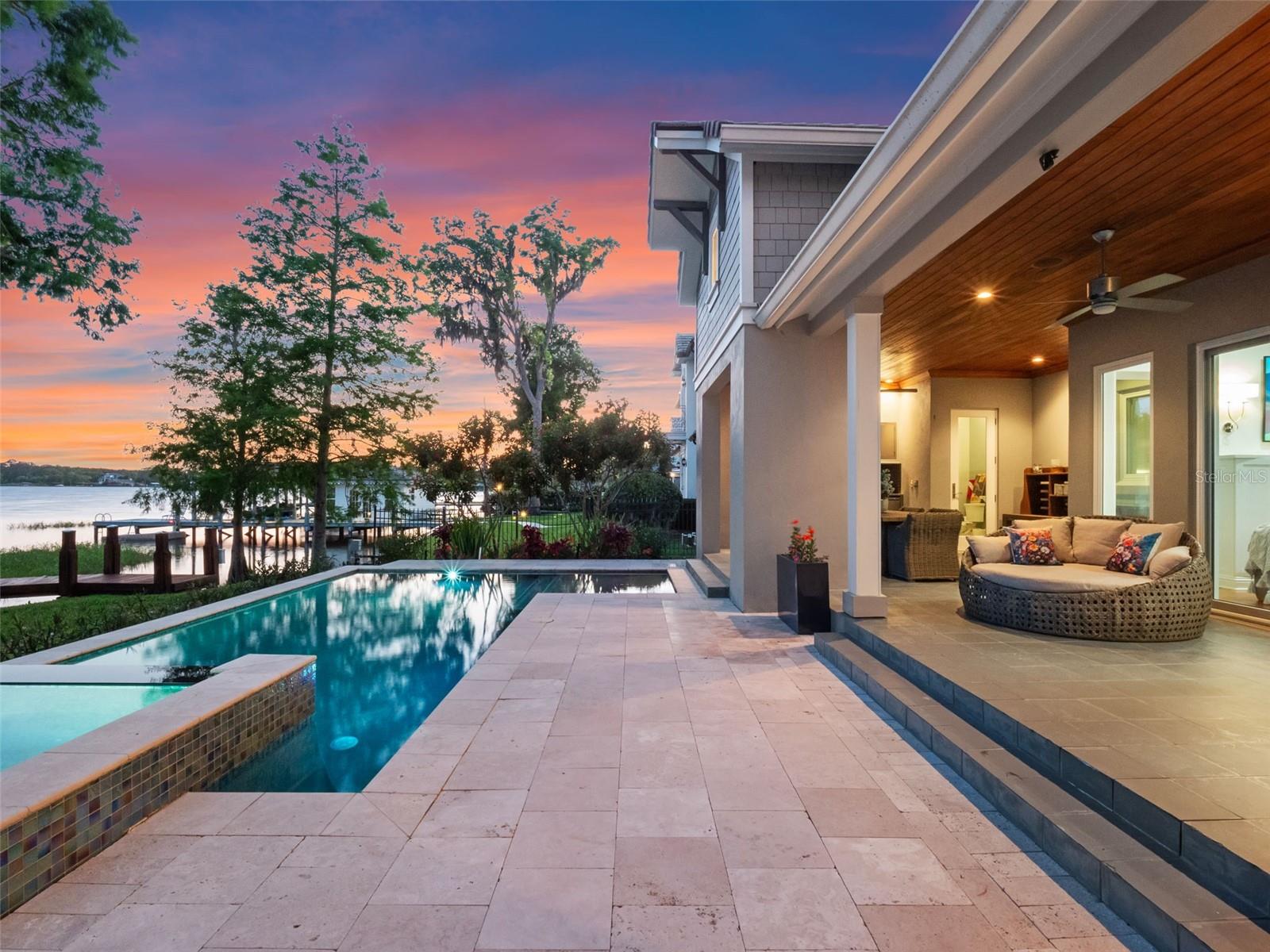 CYPRESS SHORES - Residential