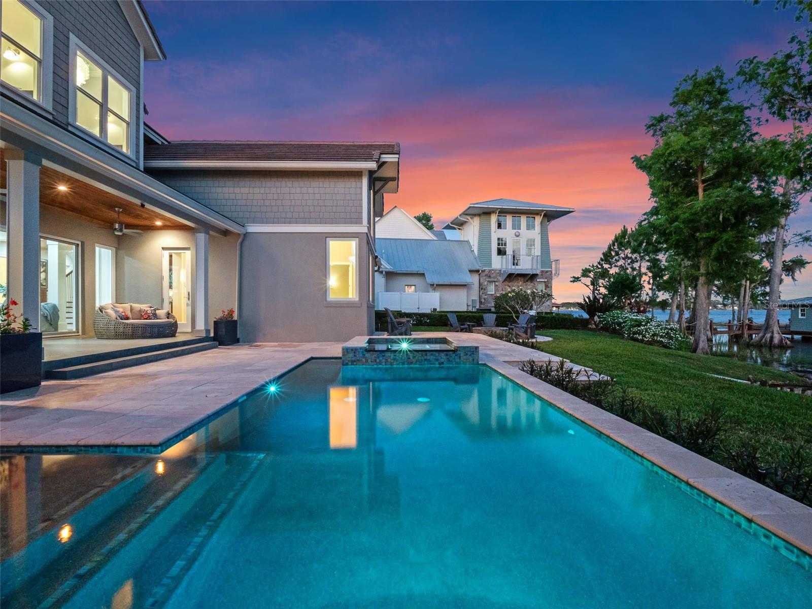 CYPRESS SHORES - Residential
