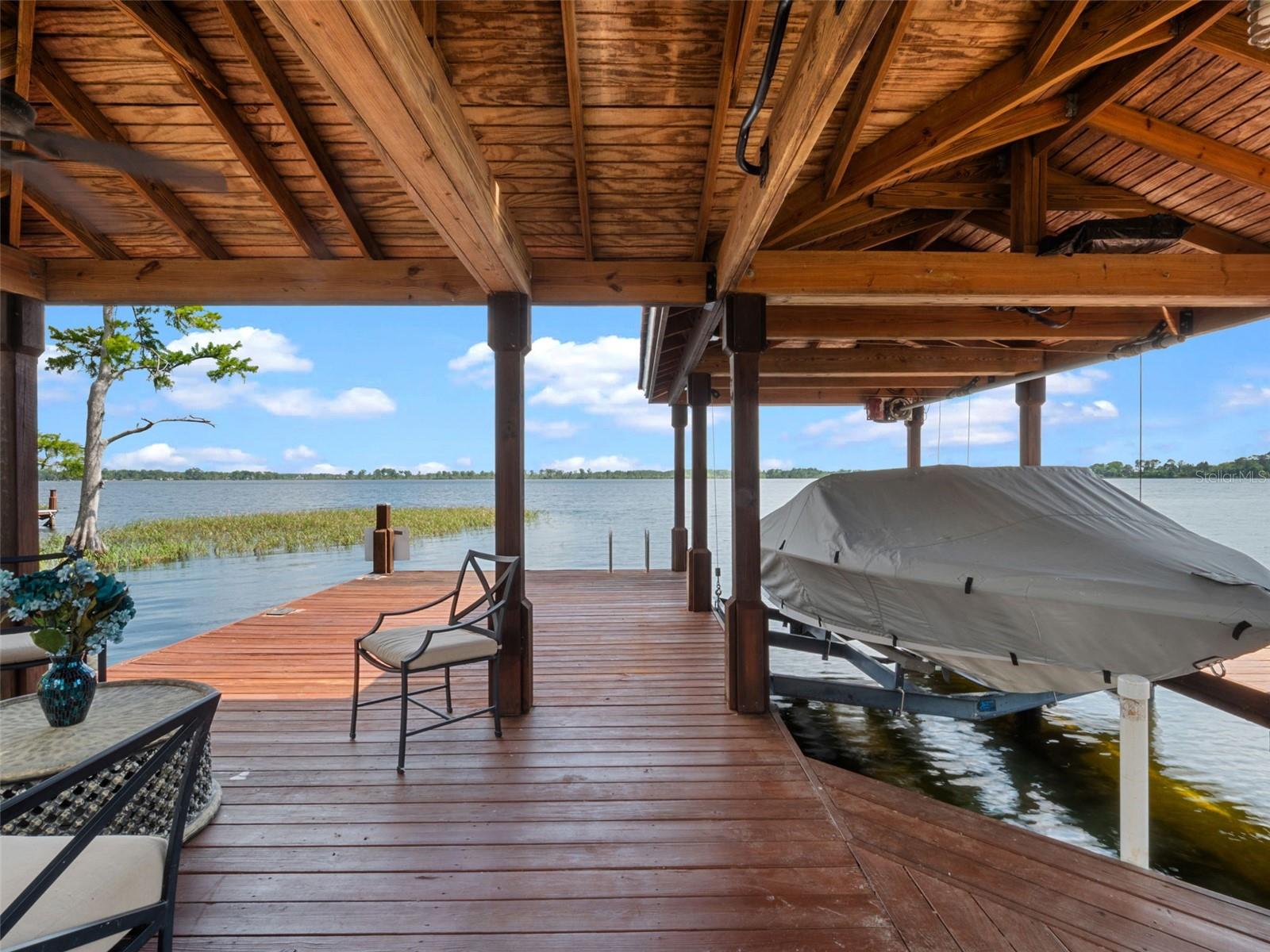 CYPRESS SHORES - Residential