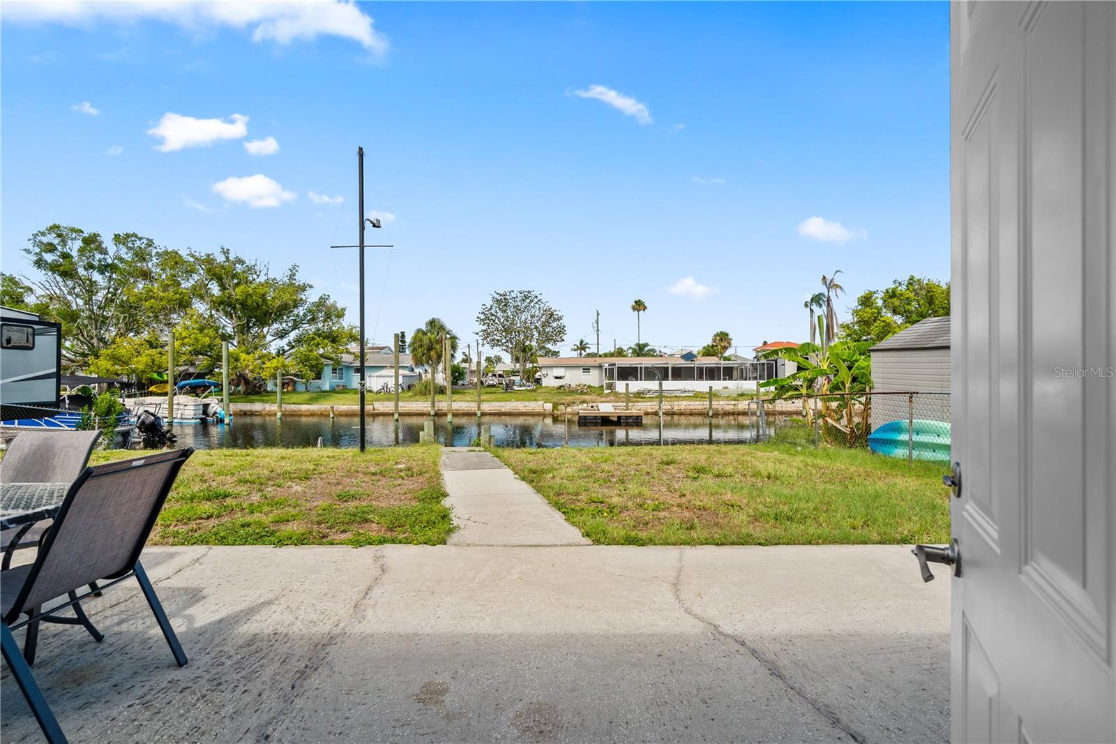 PLEASURE ISLES - Residential