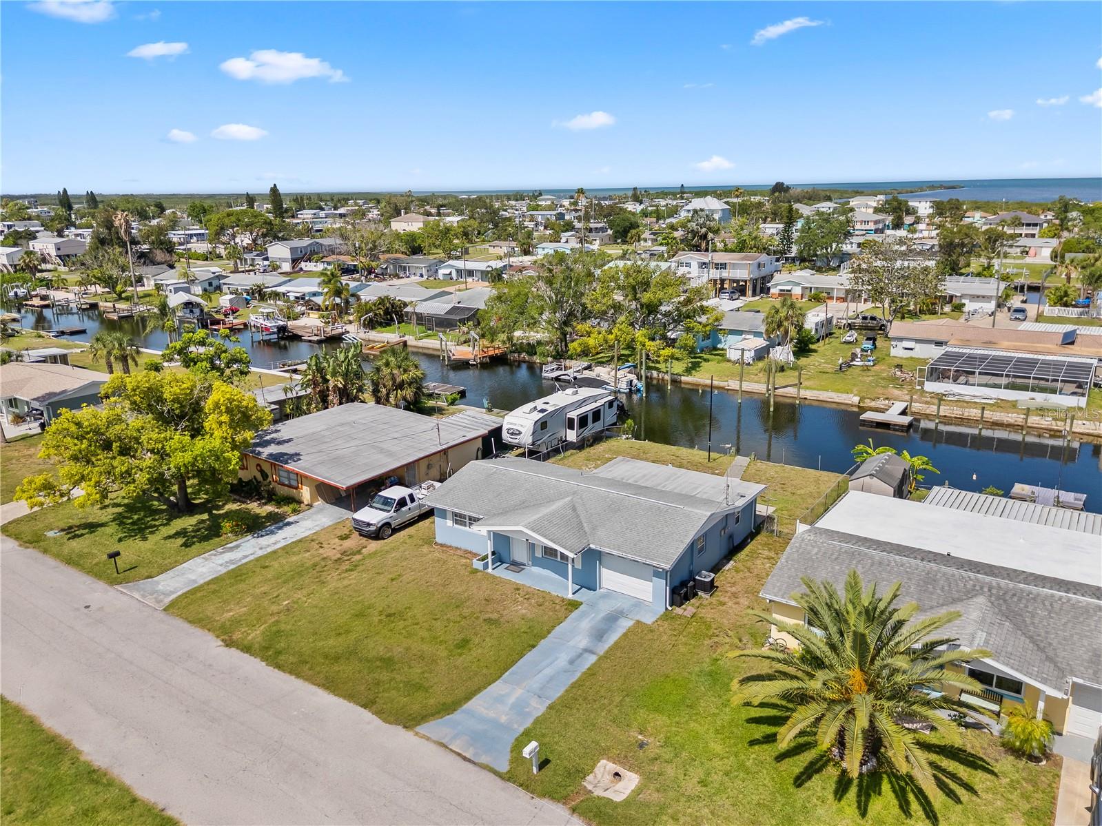 PLEASURE ISLES - Residential