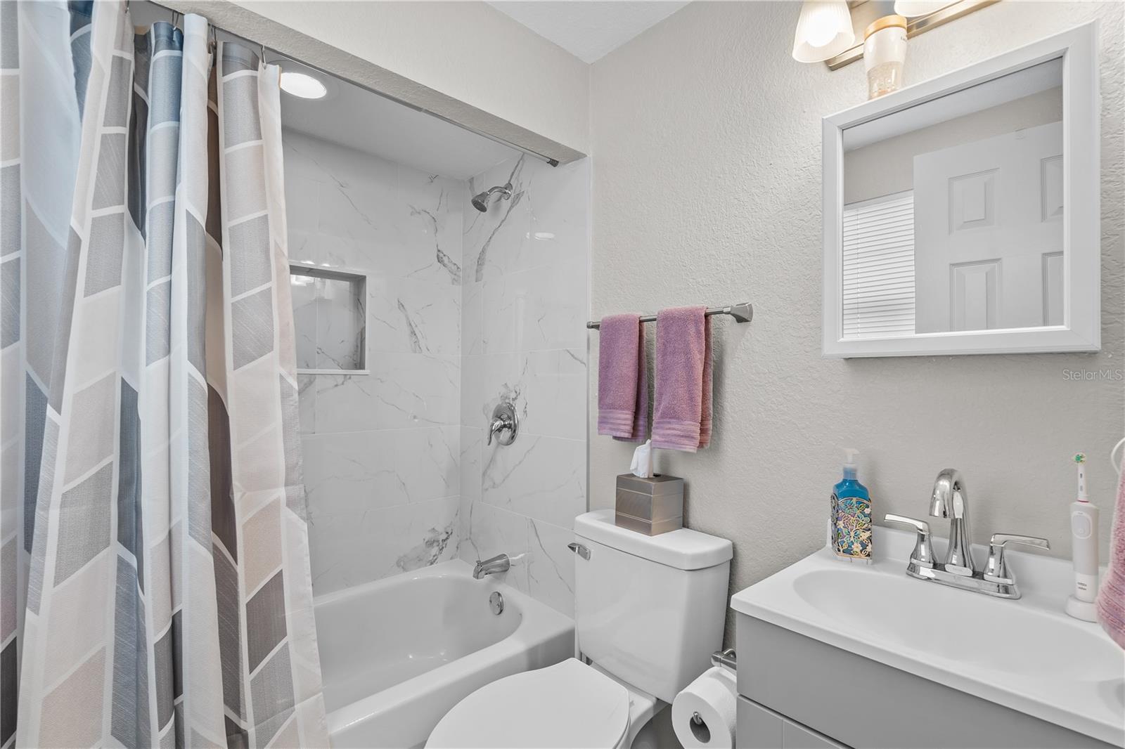 PLEASURE ISLES - Residential