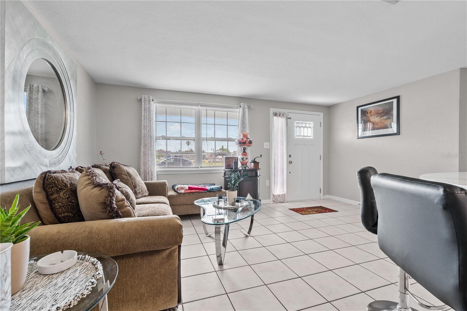 PLEASURE ISLES - Residential