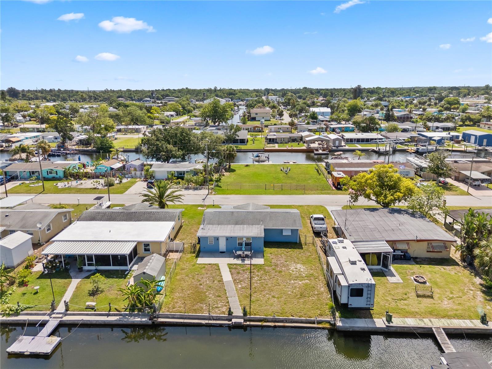 PLEASURE ISLES - Residential