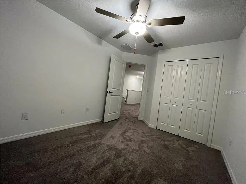 TOWNES/VERIDIAN - Residential Lease