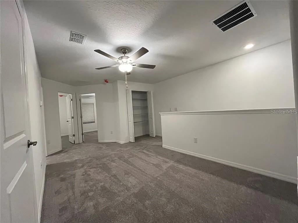 TOWNES/VERIDIAN - Residential Lease