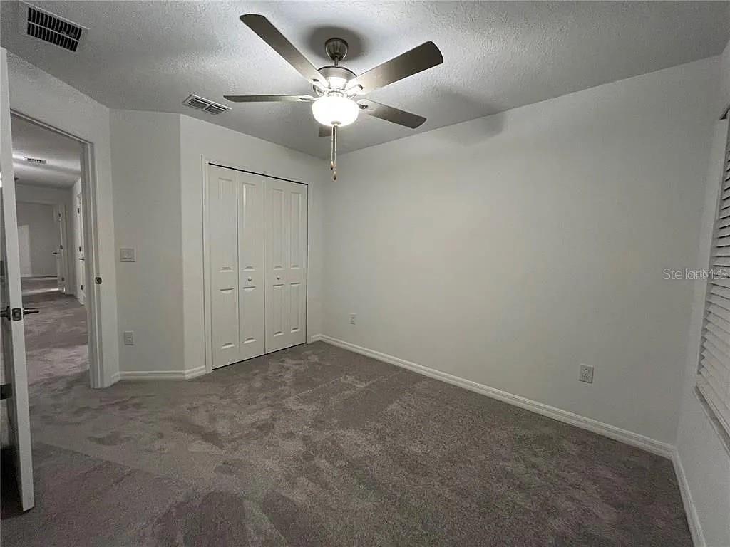 TOWNES/VERIDIAN - Residential Lease