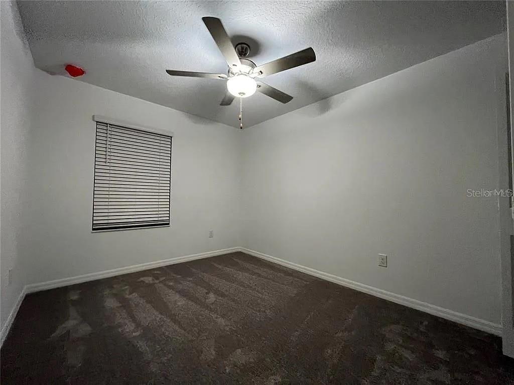 TOWNES/VERIDIAN - Residential Lease