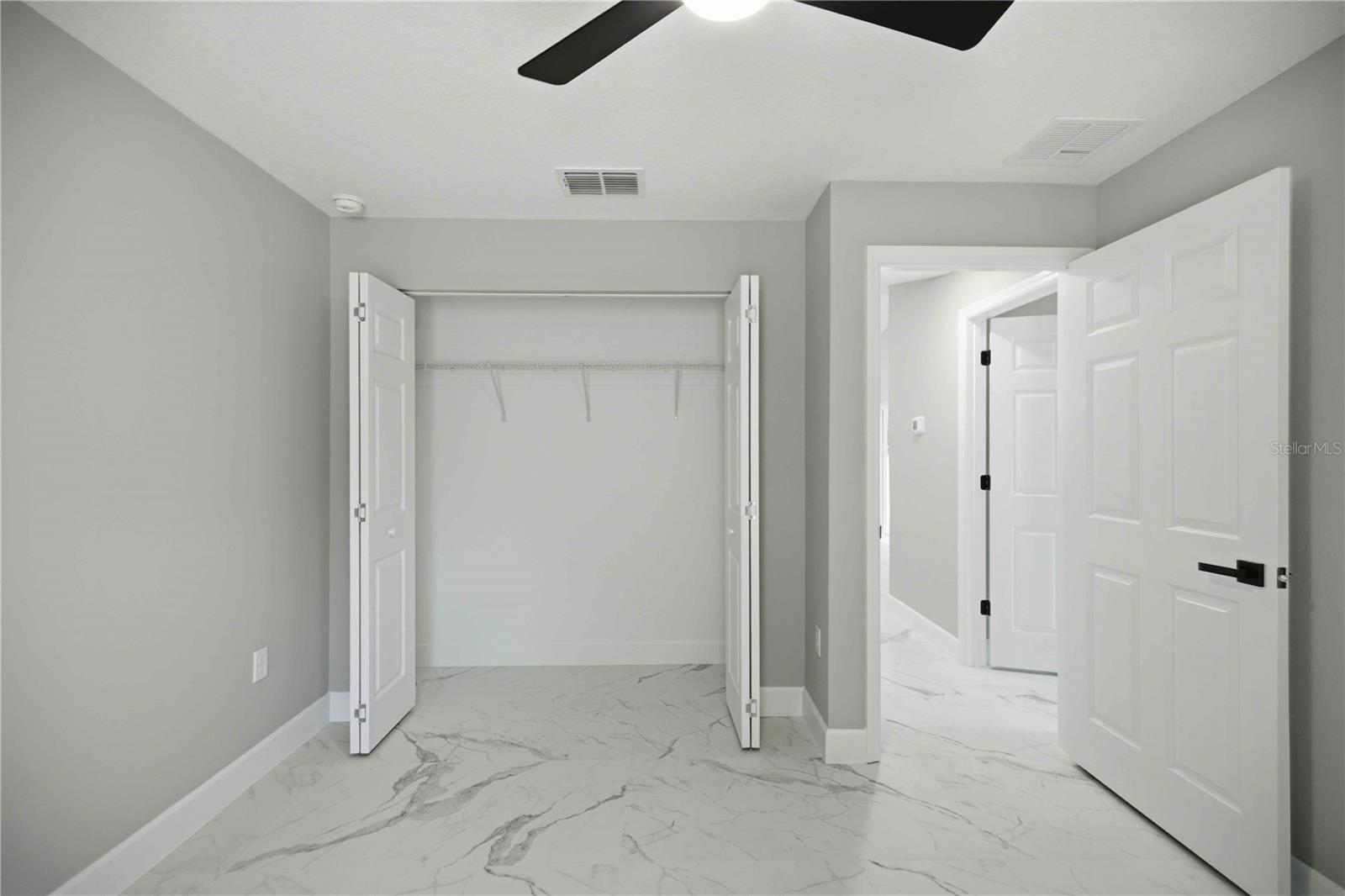 SILVER SPGS SHORES - Residential