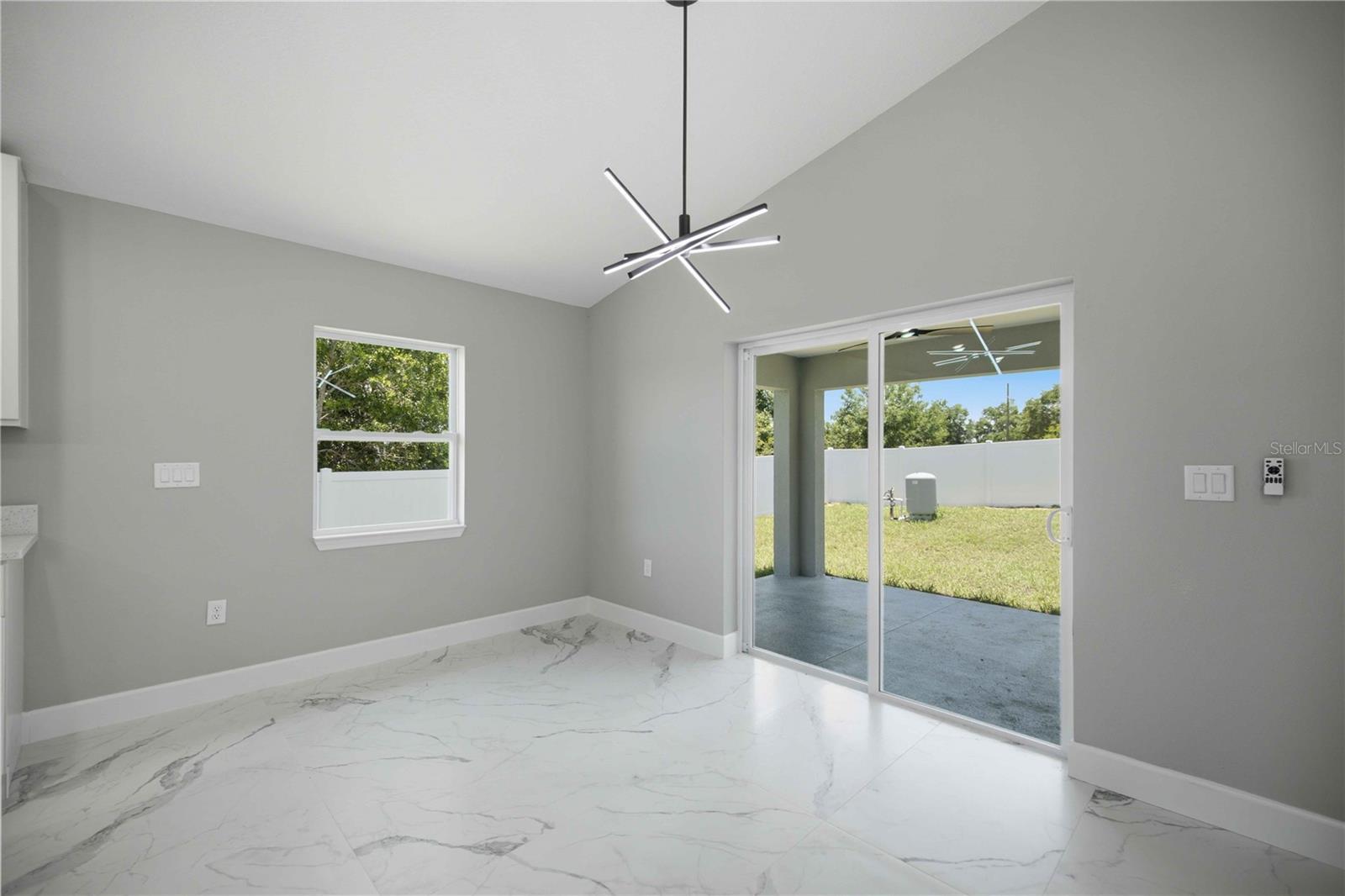 SILVER SPGS SHORES - Residential