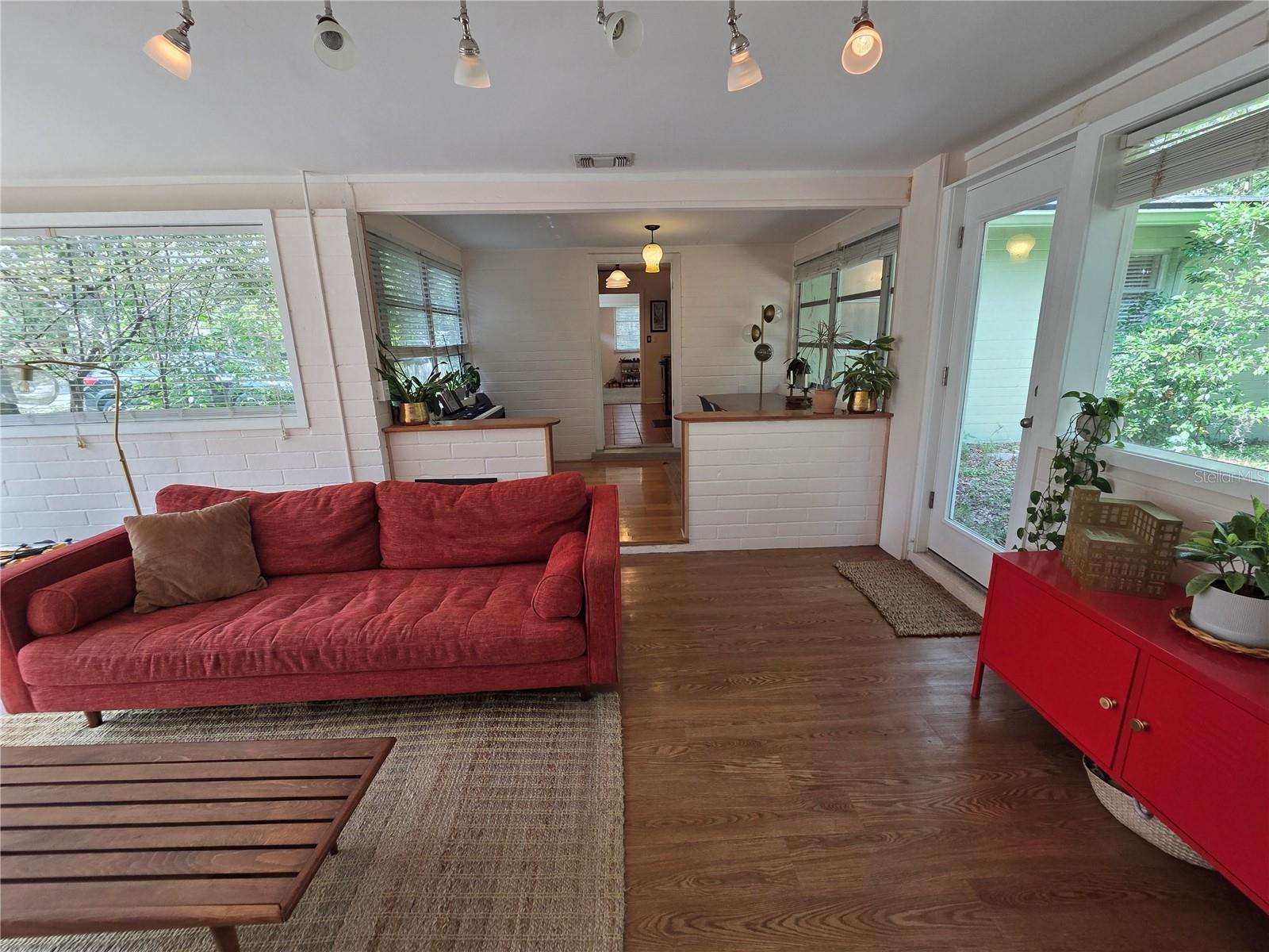 SUNSHINE ESTATES - Residential