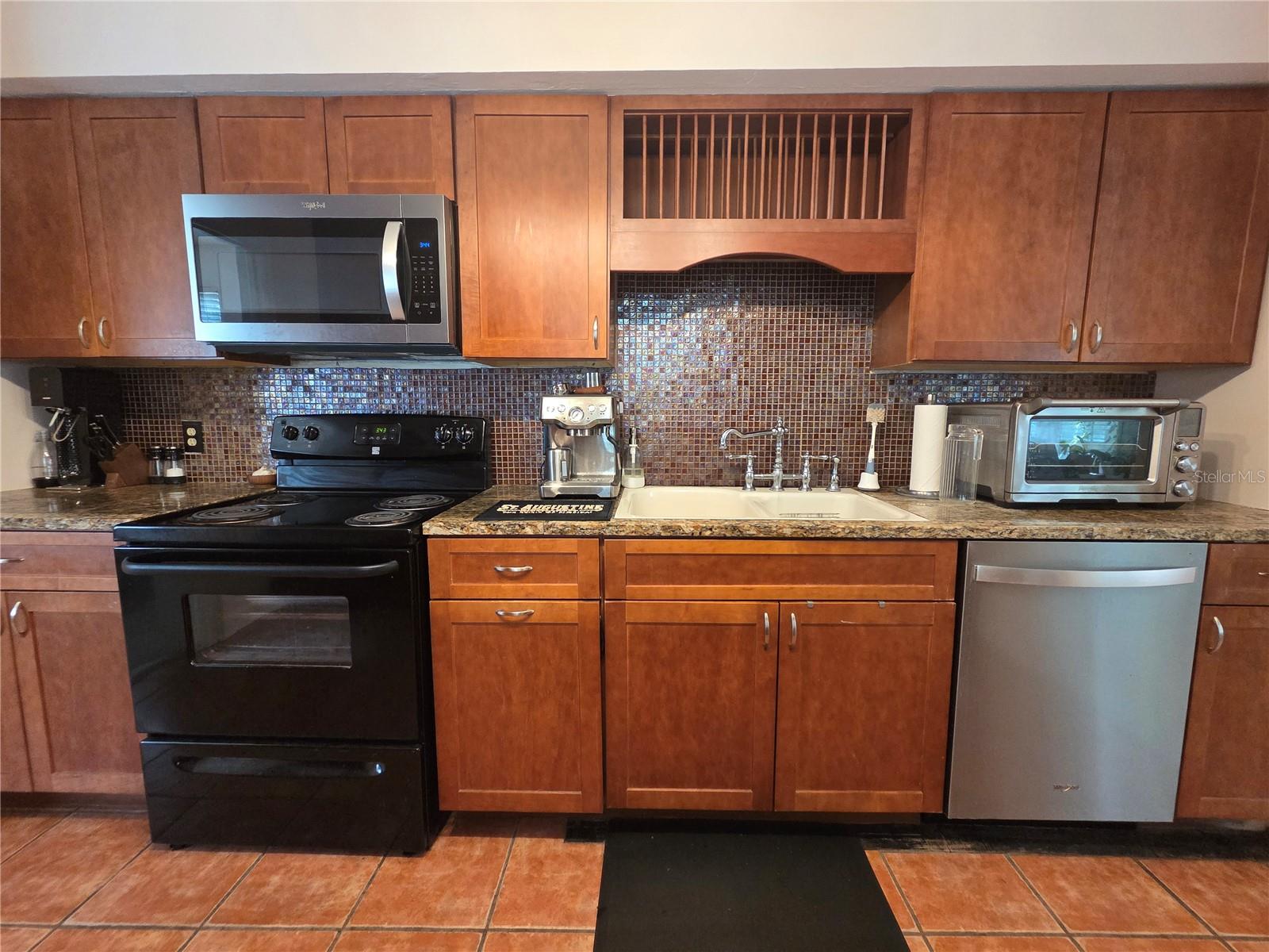 SUNSHINE ESTATES - Residential