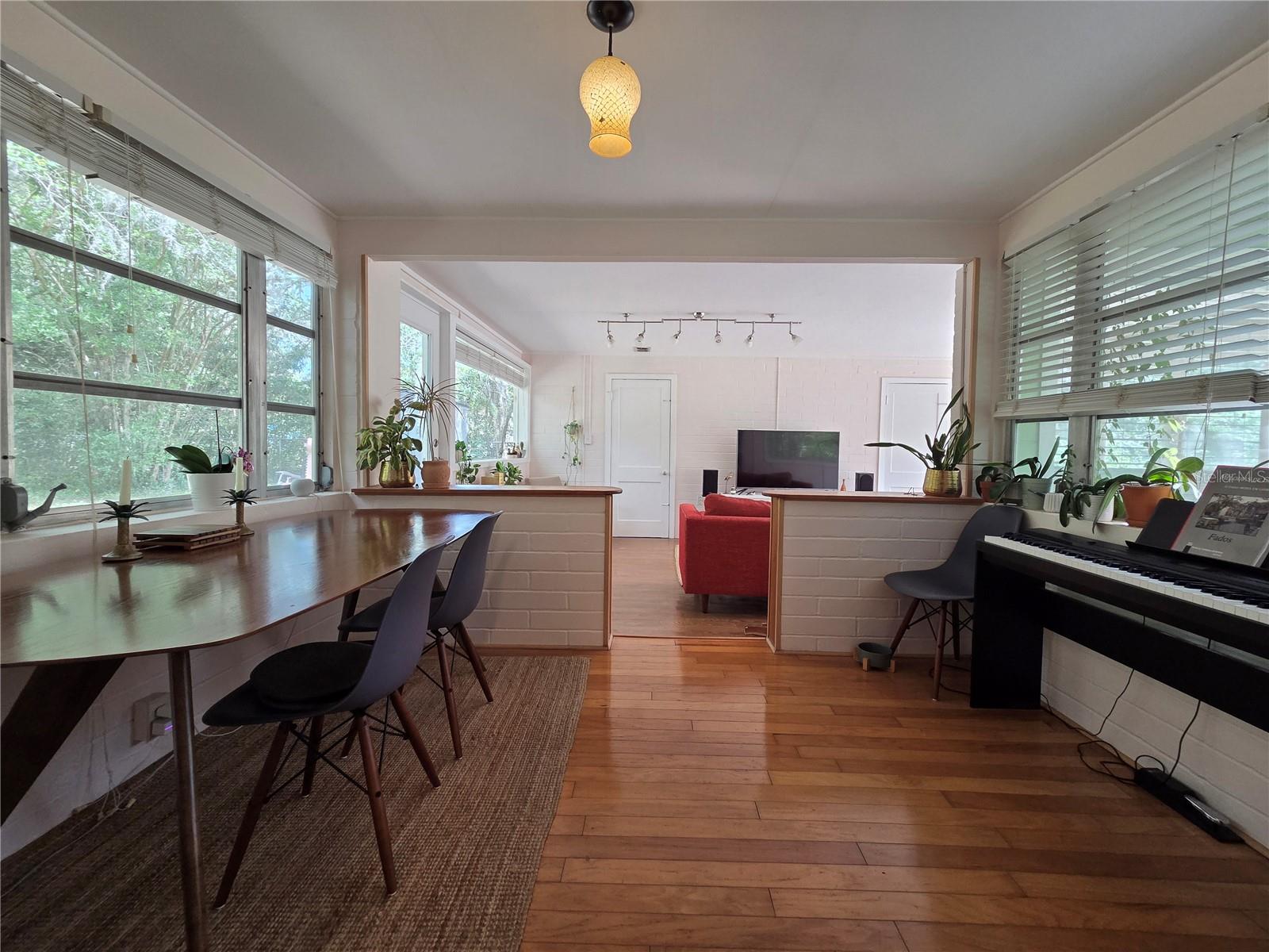 SUNSHINE ESTATES - Residential