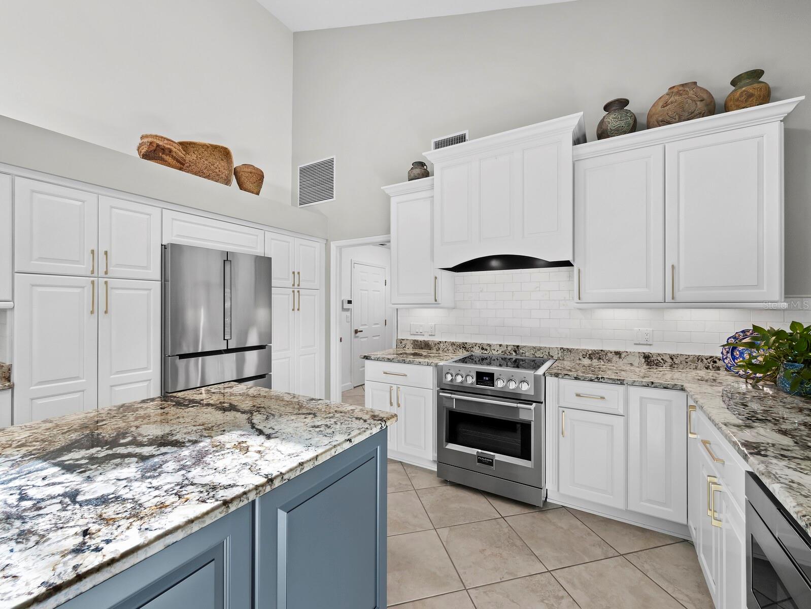 DEER CREEK - Residential