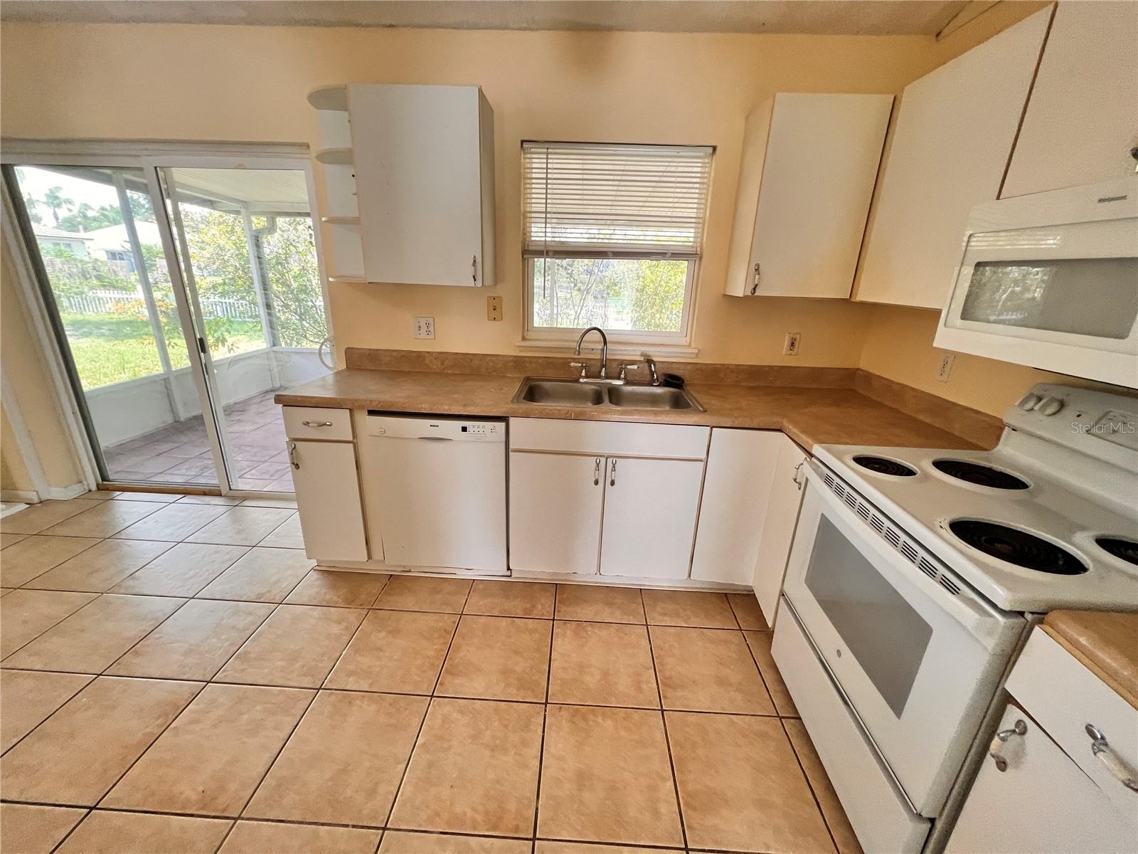 DELTONA LAKES UNIT 41 - Residential