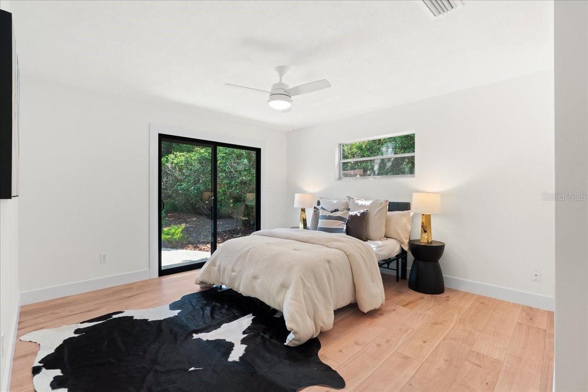 CREEKSIDE - Residential