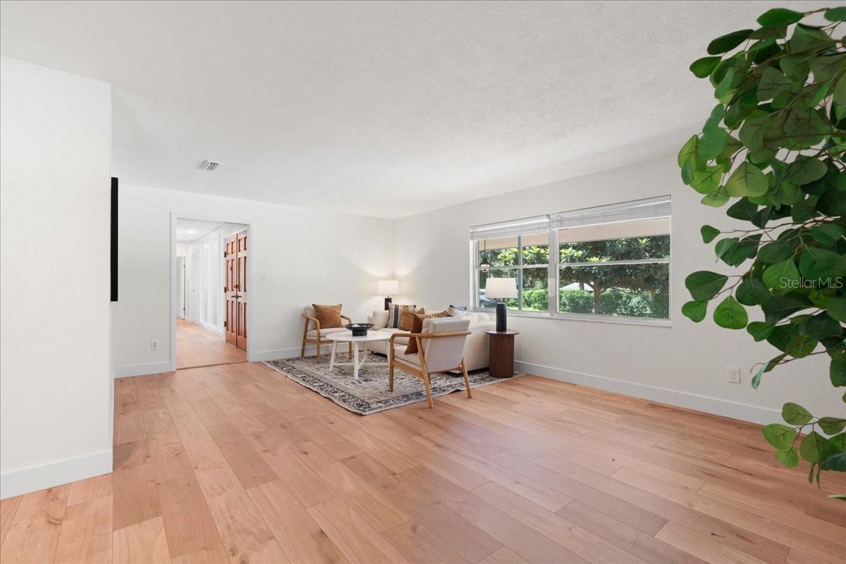 CREEKSIDE - Residential