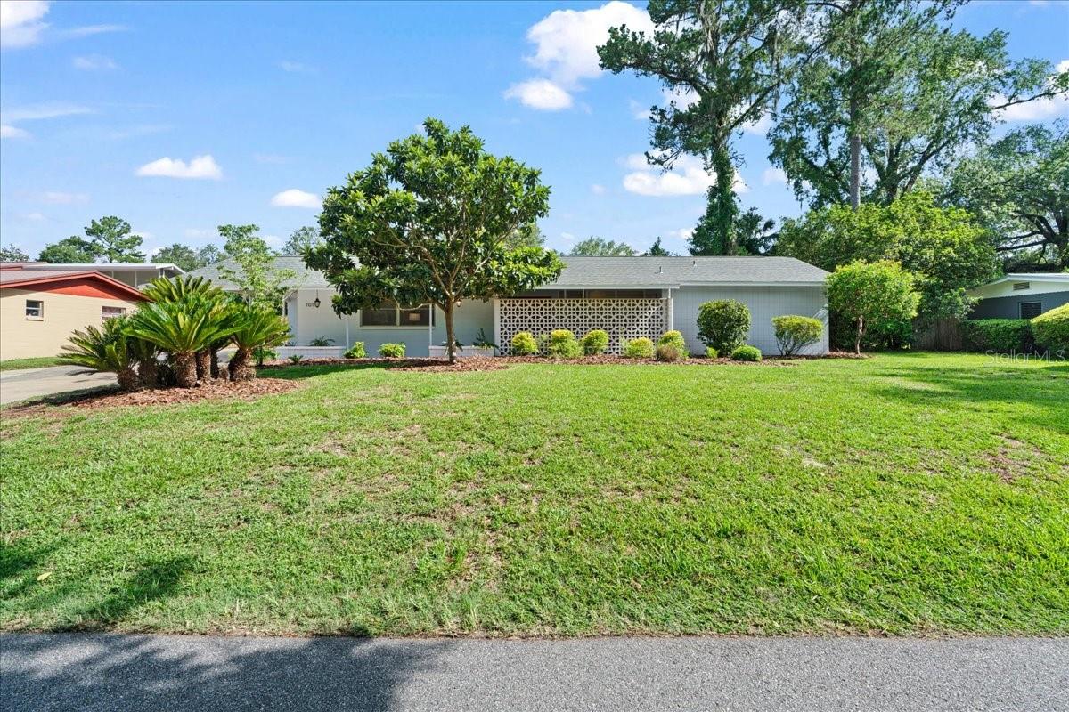 CREEKSIDE - Residential
