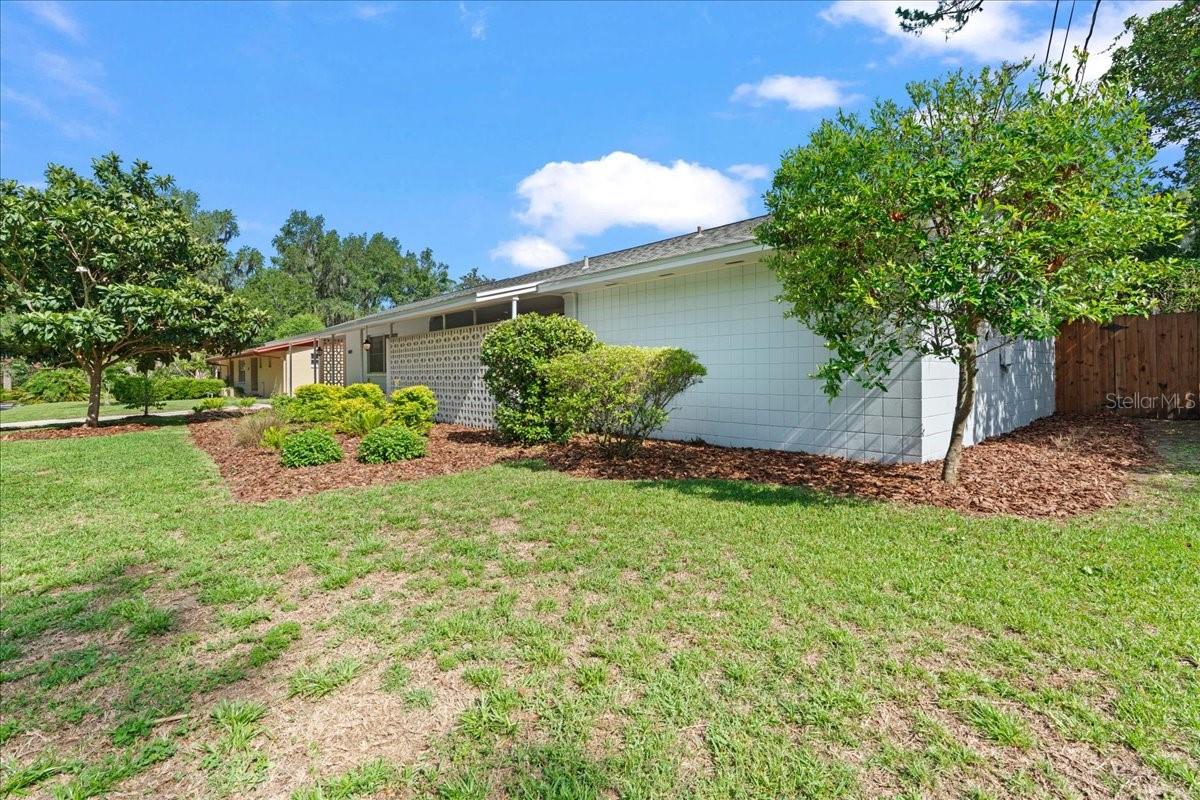 CREEKSIDE - Residential