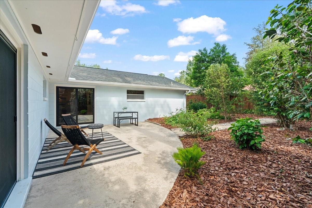 CREEKSIDE - Residential