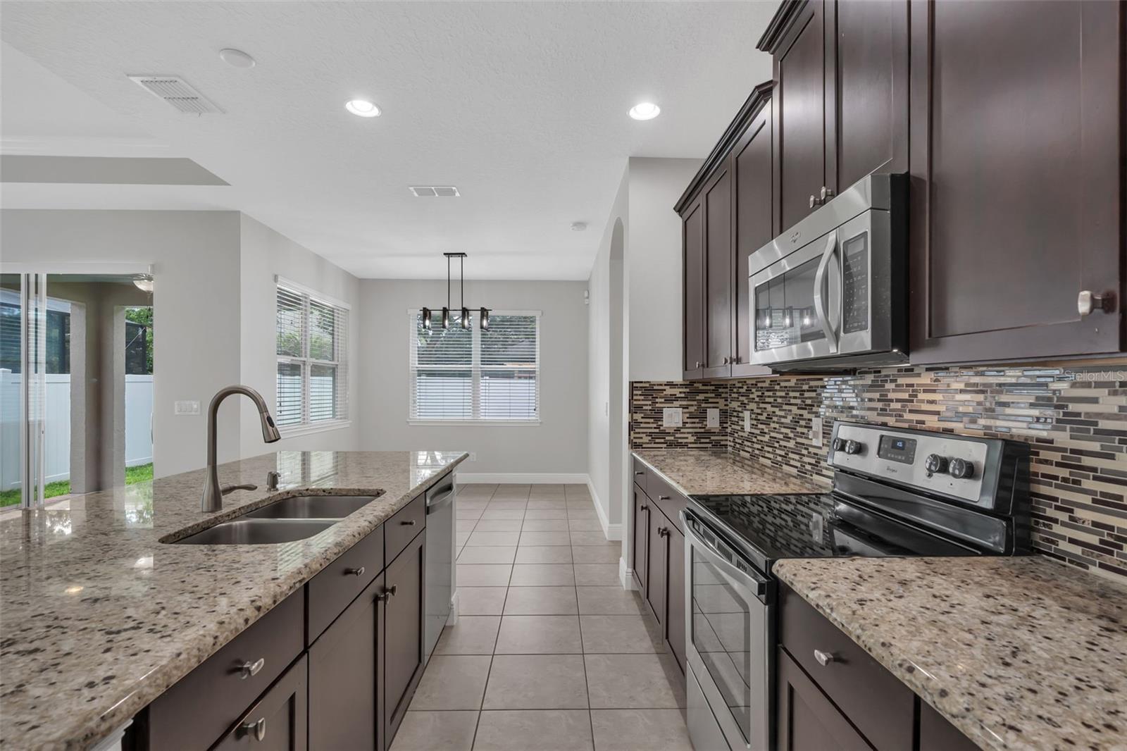 LAKE SAWYER SOUTH PH 5 - Residential