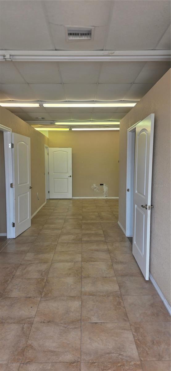 GROVELAND - Commercial Sale