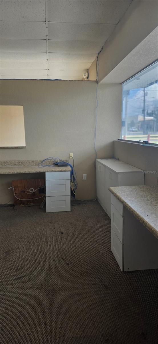 GROVELAND - Commercial Sale