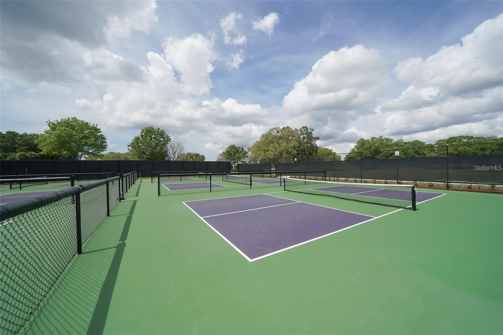 LAUREL OAK ESTATES SEC 02 - Residential