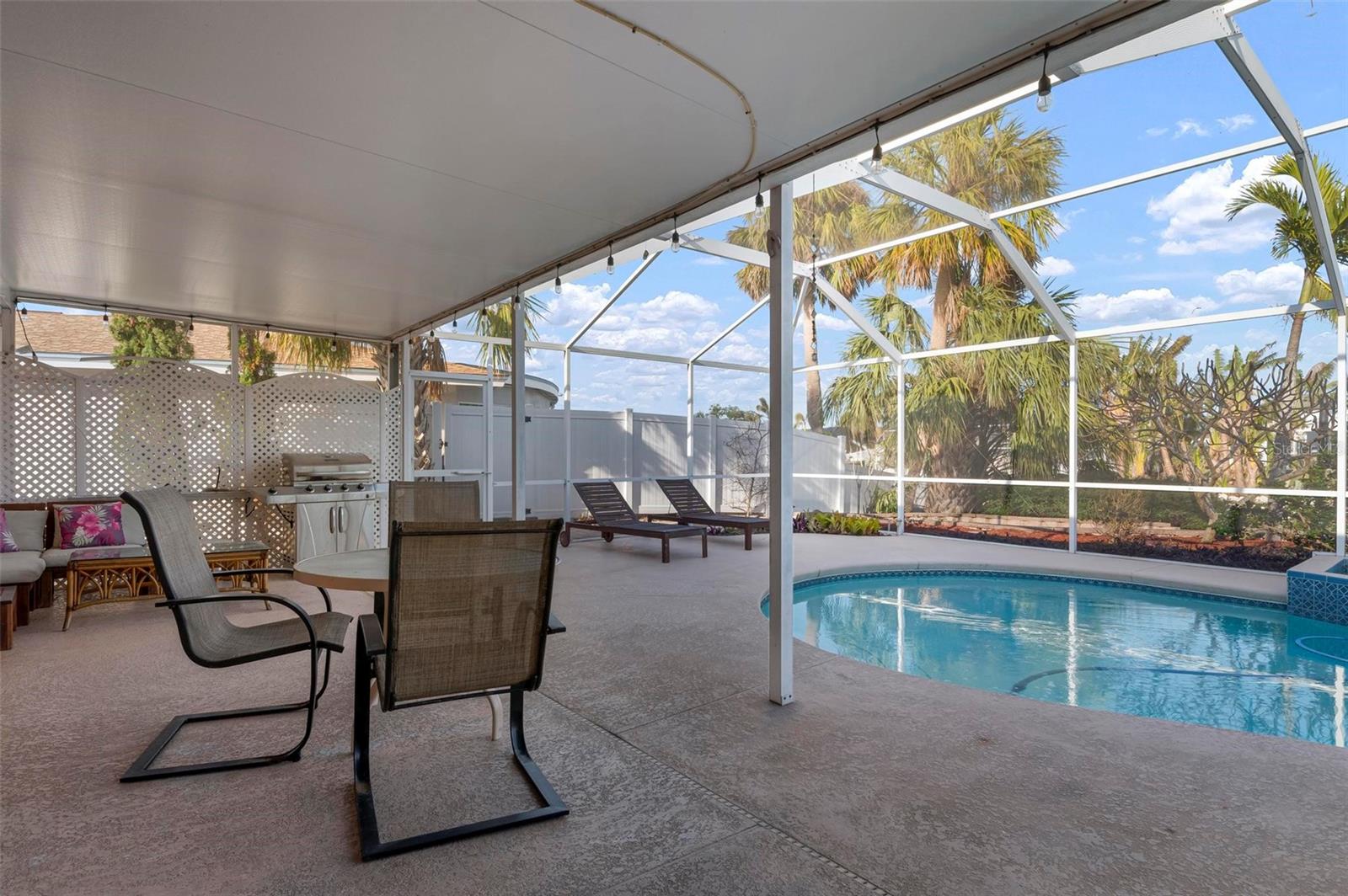 CORAL SHORES UNIT 2 - Residential