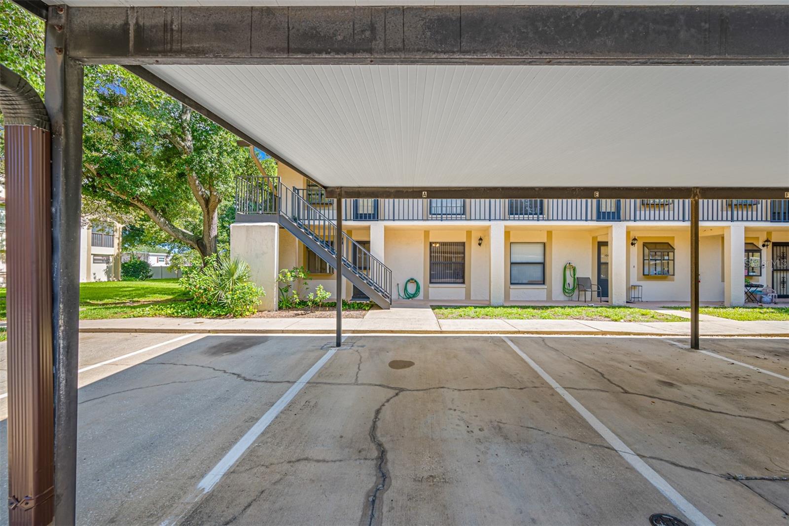 DEERWOOD GARDENS - Residential