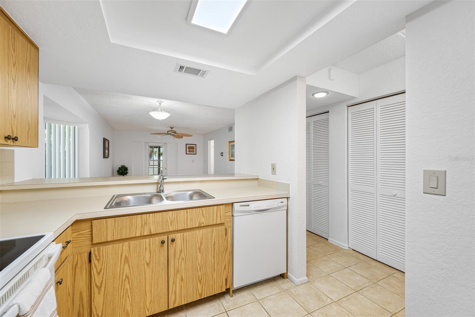 DEERWOOD GARDENS - Residential