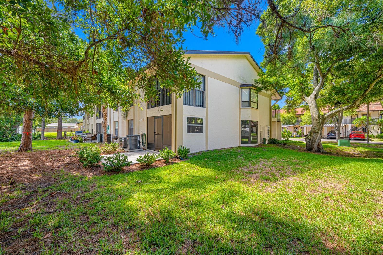 DEERWOOD GARDENS - Residential