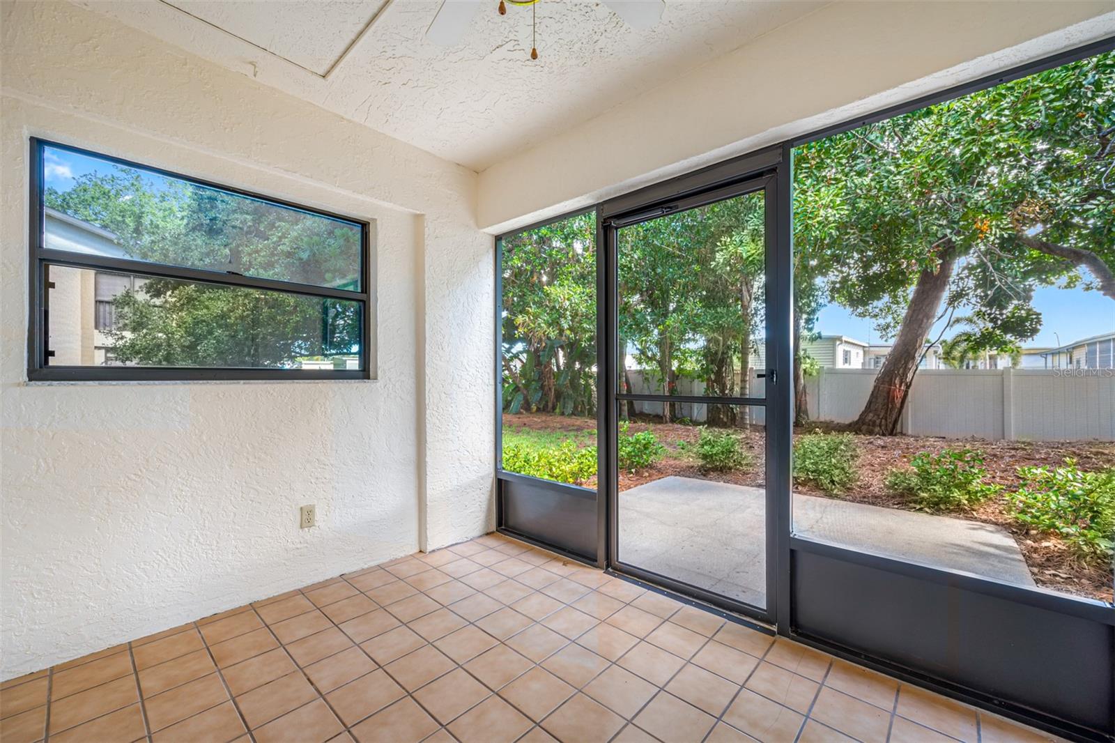 DEERWOOD GARDENS - Residential