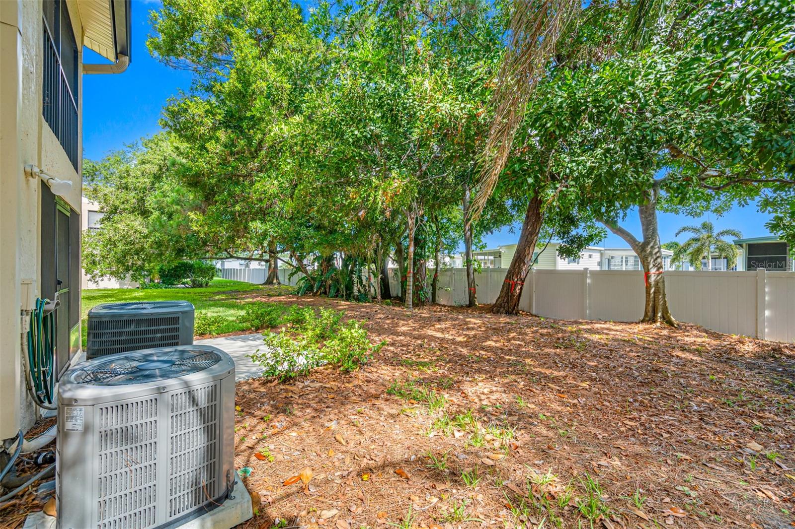 DEERWOOD GARDENS - Residential