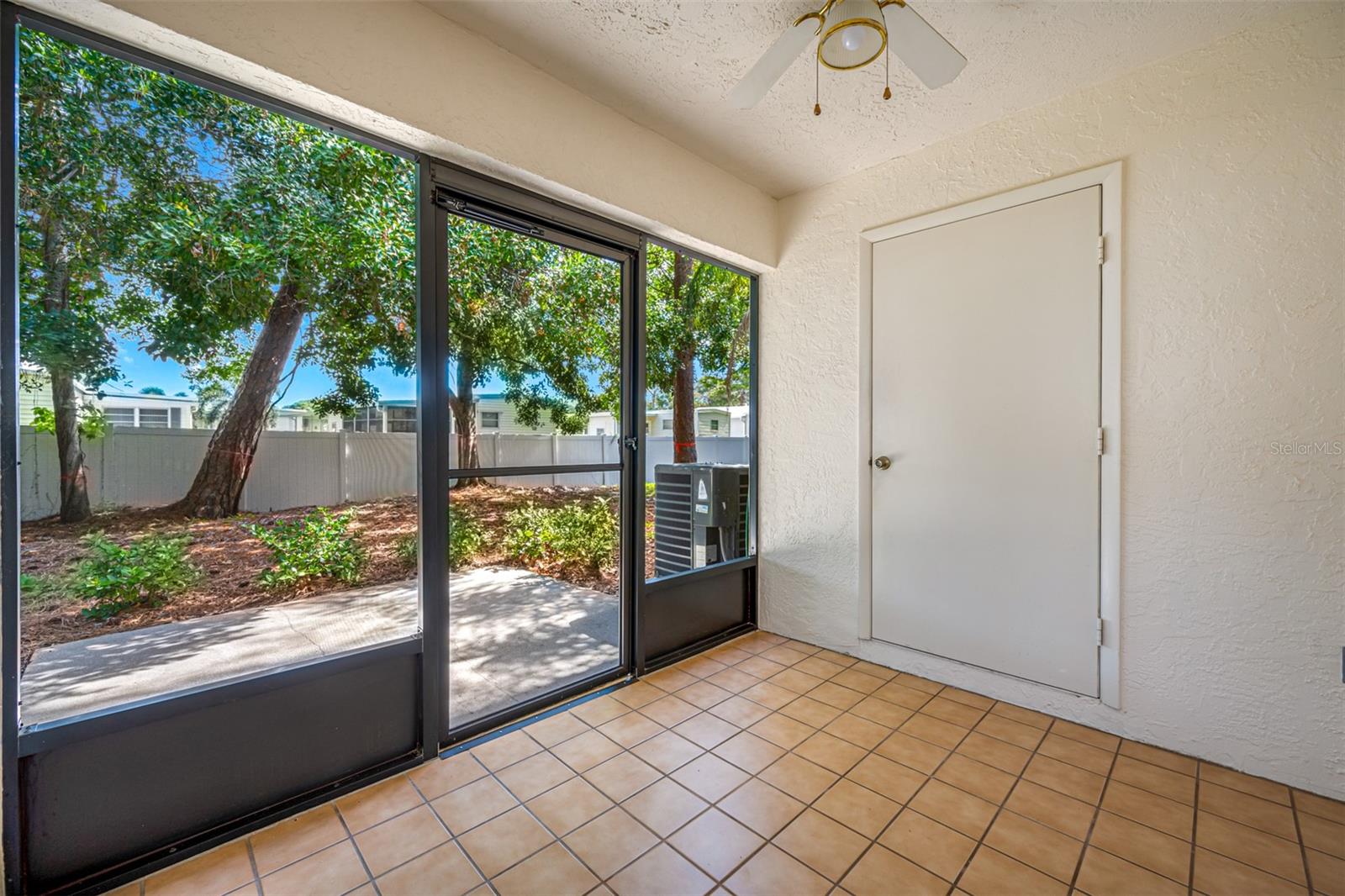 DEERWOOD GARDENS - Residential
