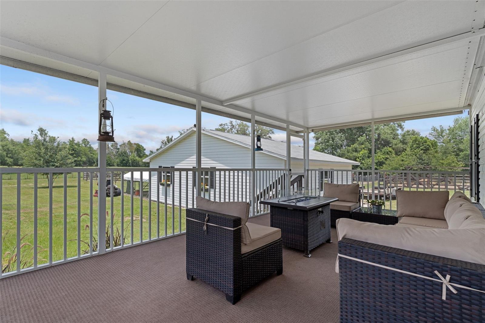 MONDON HILL FARM - Residential