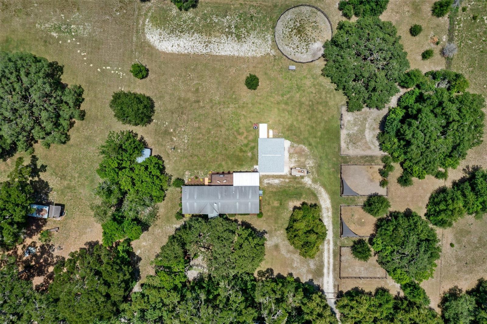 MONDON HILL FARM - Residential