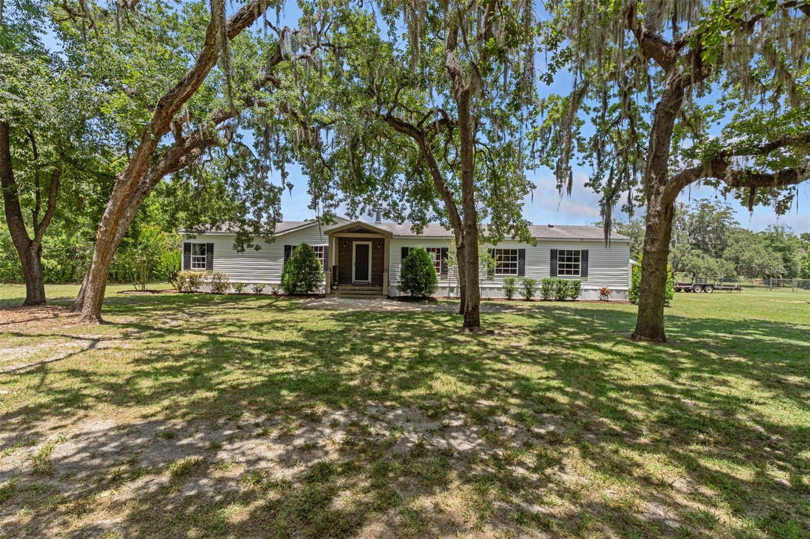 MONDON HILL FARM - Residential