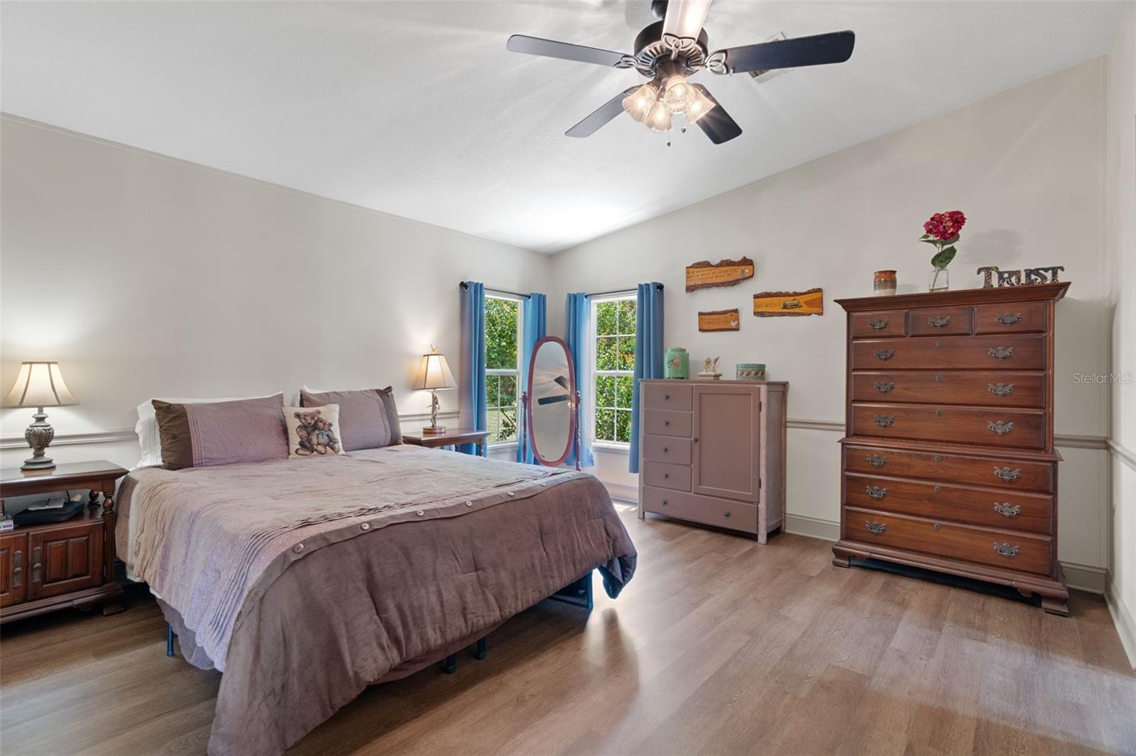 MONDON HILL FARM - Residential
