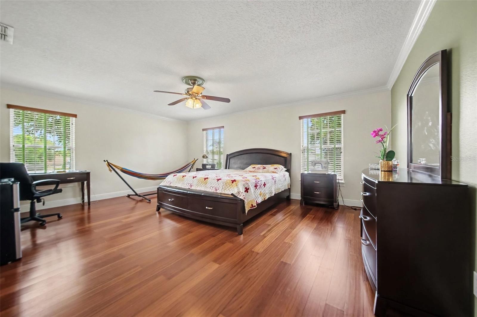 CHASE GROVES UNIT 4B - Residential