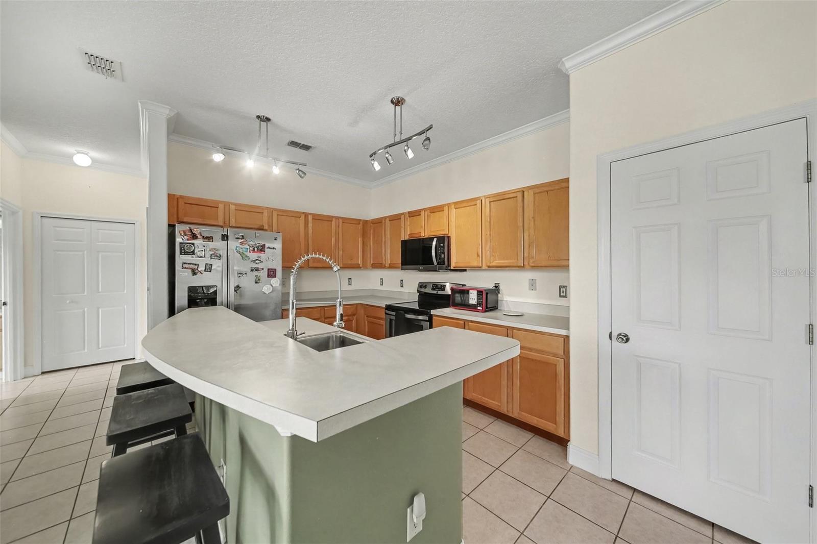 CHASE GROVES UNIT 4B - Residential